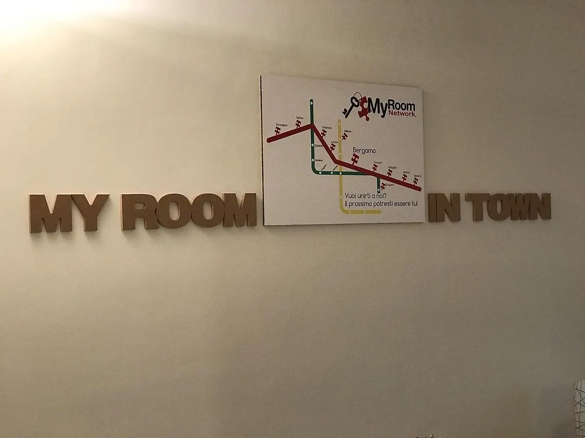 Myroom In Town Bergamo Guest house