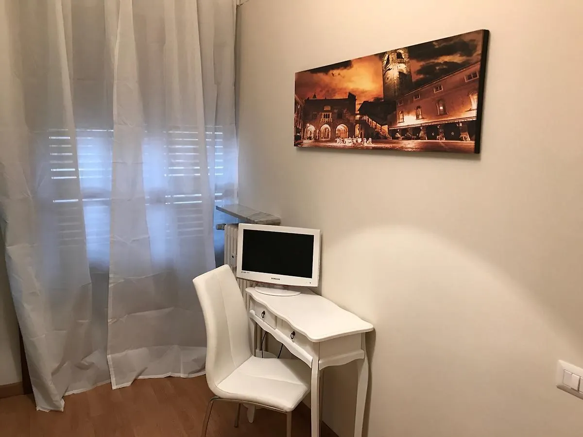 Guest house Myroom In Town Bergamo